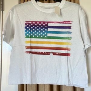 Boxy Rainbow flag short sleeve tee size XSMALL NWT